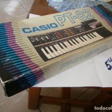 Instrumentos musicales: ANTIGUO ORGANO CASIO PT-82 EN SU CAJA FUNCIONANDO CON CASSETE MUSICAL. Lote 339398588