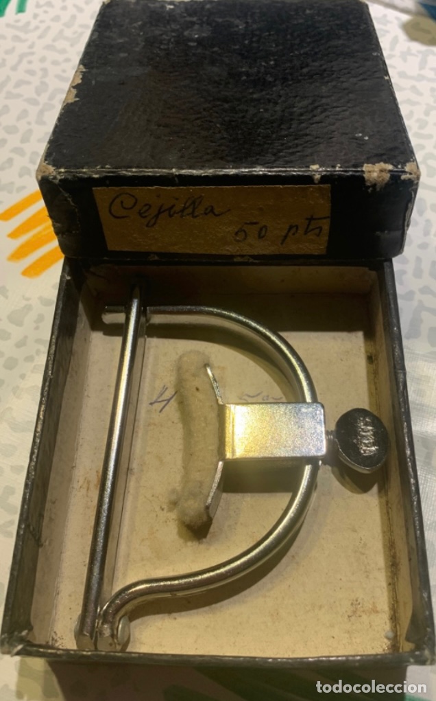 Instrumentos musicales: Antigua Cejilla de Guitarra - Foto 1