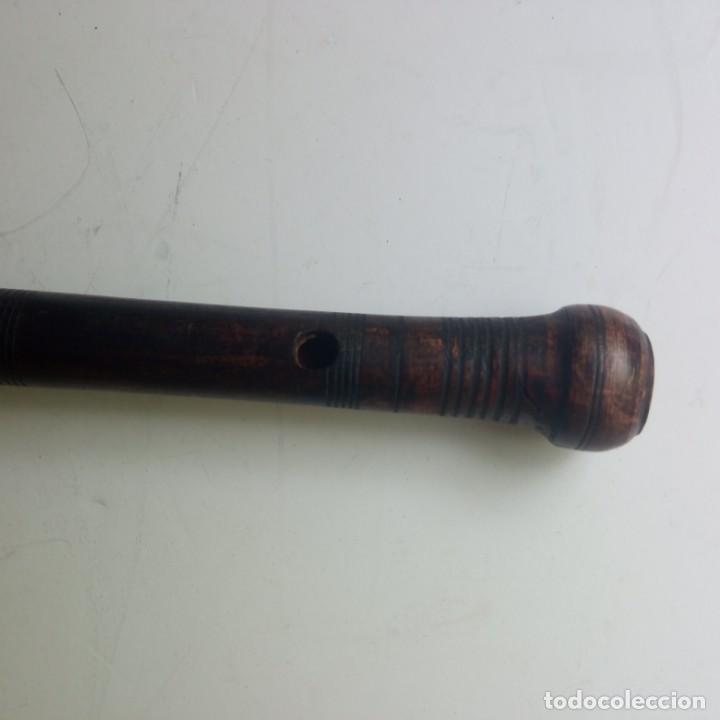 Instrumentos musicales: flauta de madera hecha a mano - Foto 1