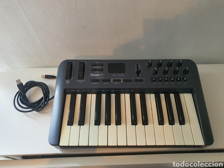 Instrumentos musicales: TECLADO M-AUDIO OXYGEN 25 - Foto 2
