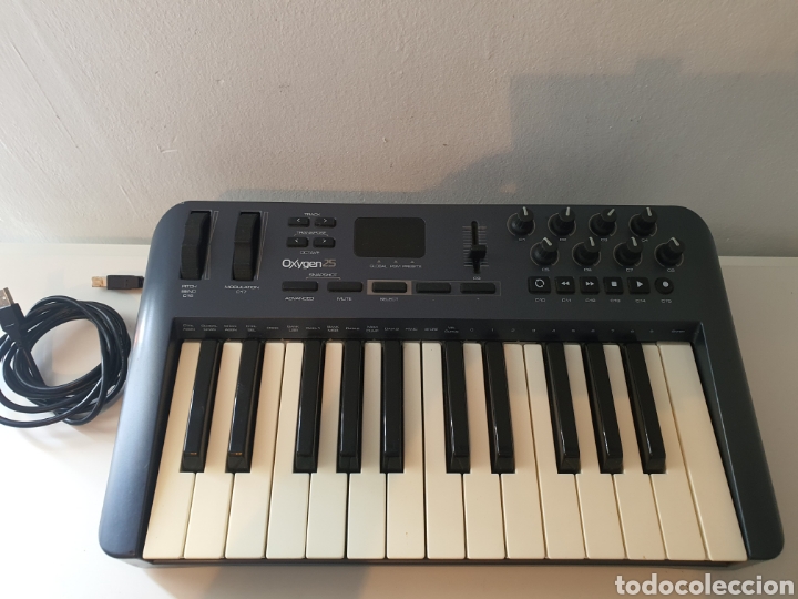 Instrumentos musicales: TECLADO M-AUDIO OXYGEN 25 - Foto 4