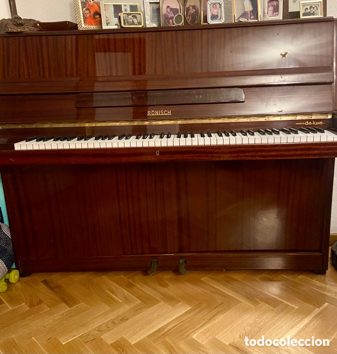 Instrumentos musicales: Piano Ronisch a&ntilde;os 80 - Foto 3