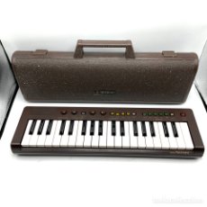 Instrumentos musicales: ANTIGUO PIANO YAMAHA PORTASOUND PS2 TECLADO 1980 VINTAGE MODEL PS-2 - CON SU FUNDA ORIGINAL
