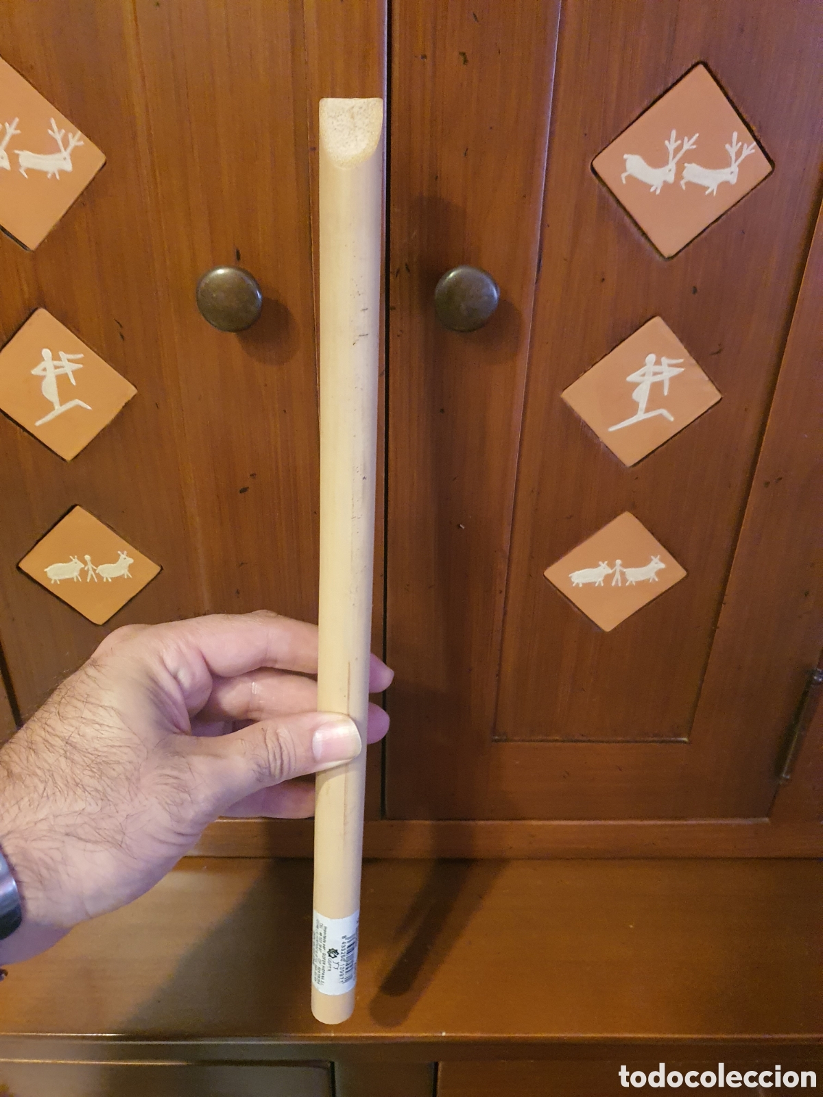 Instrumentos musicales: antigua flauta de madera nueva. - Foto 4