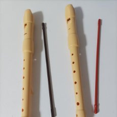 Instrumentos musicales: 2 FLAUTAS HOHNER