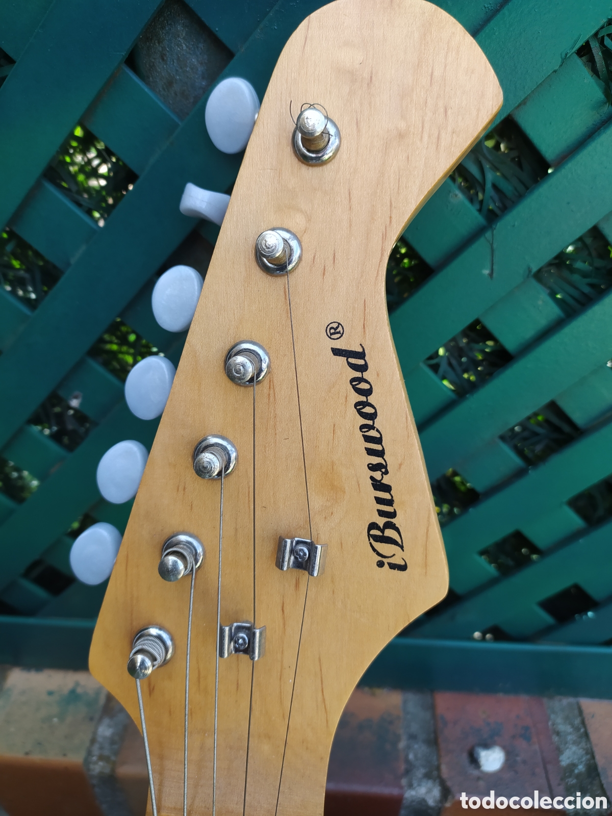 Instrumentos musicales: Guitarra El&eacute;ctrica Junior - Foto 2