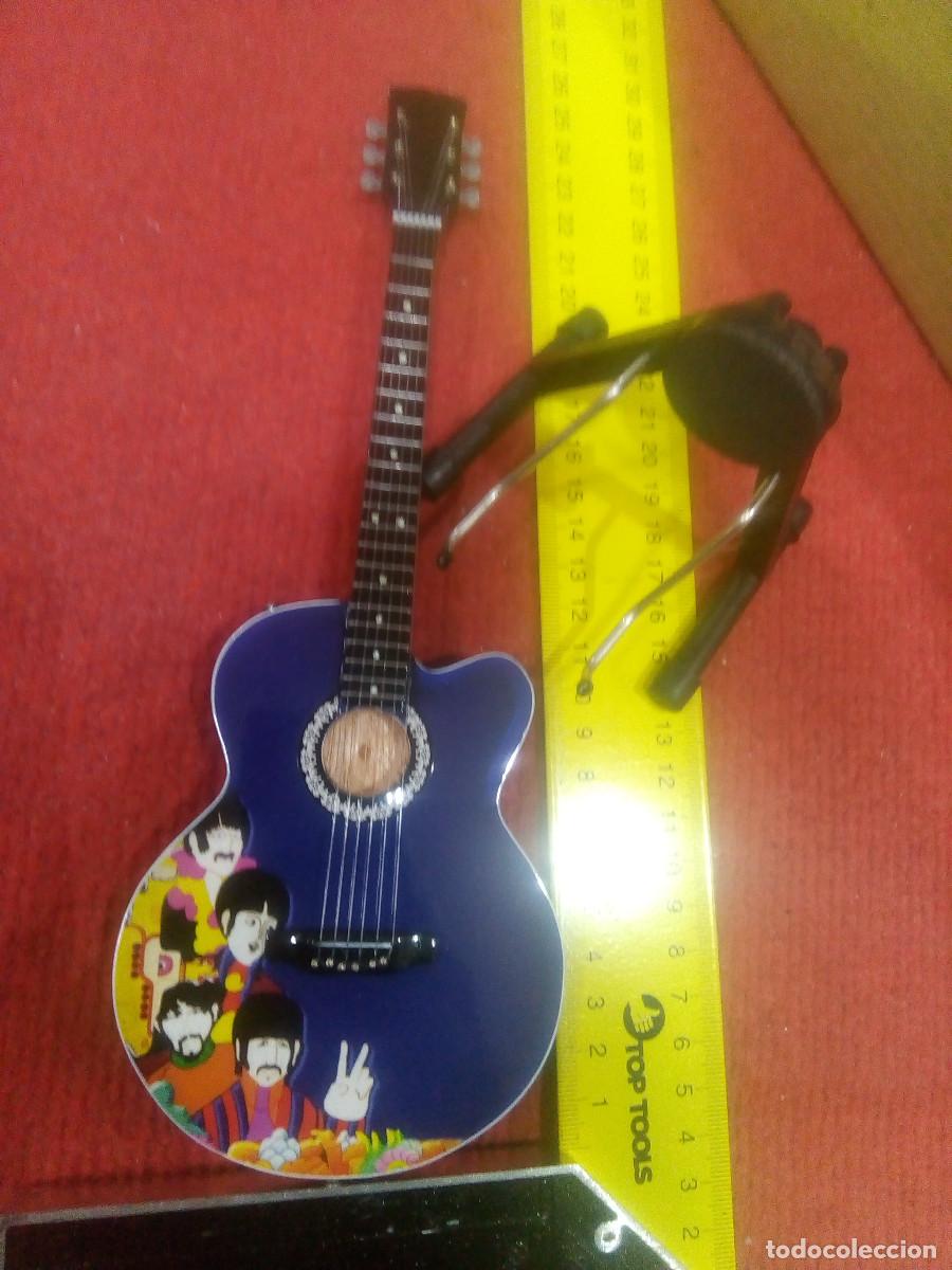Instrumentos musicales: GUITARRA BEATTELS ESCALA - Foto 2