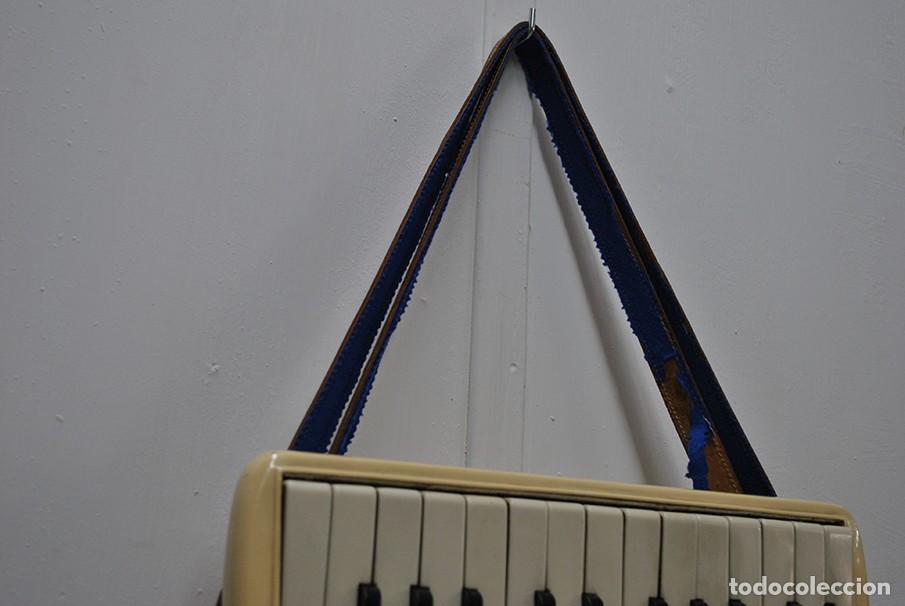 Instrumentos musicales: ANTIGUO ACORDE&Oacute;N GUERRINI SUPERLUXE - Foto 7