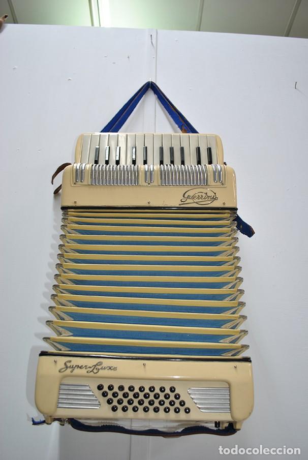 Instrumentos musicales: ANTIGUO ACORDE&Oacute;N GUERRINI SUPERLUXE - Foto 9