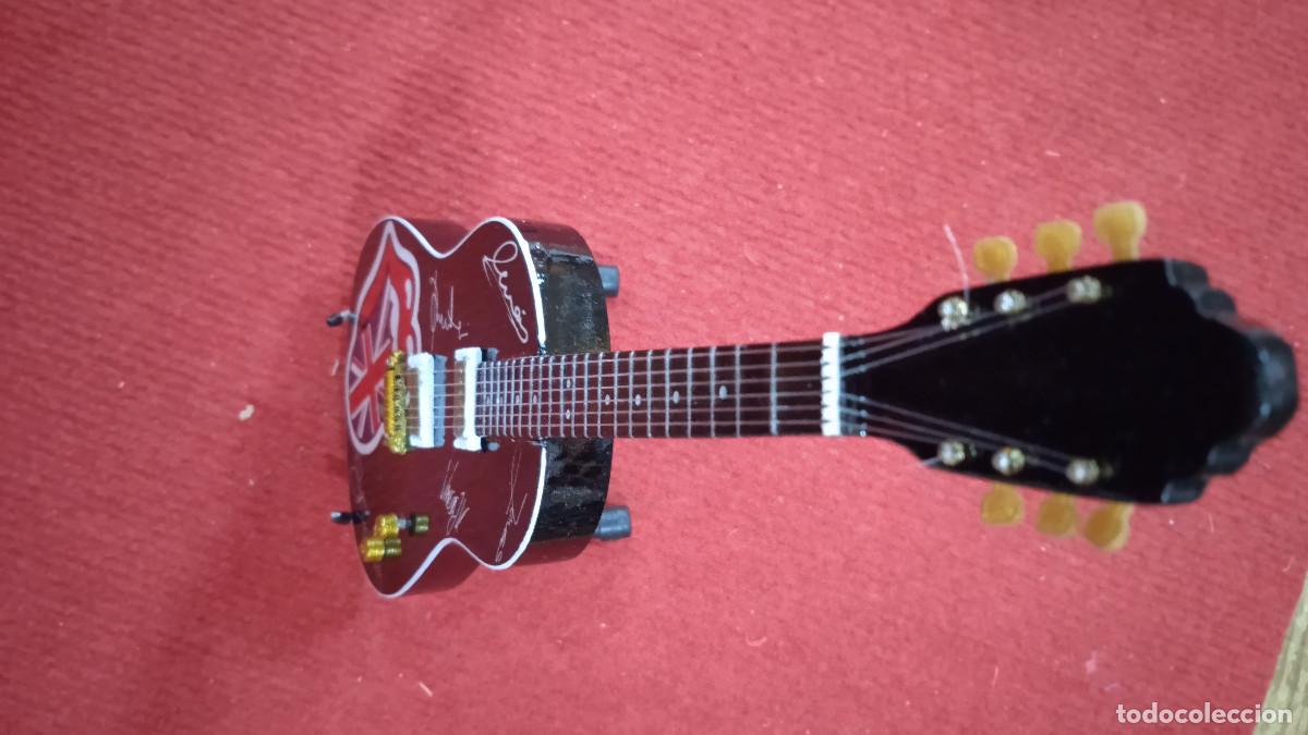 Instrumentos musicales: GUITARRA MADERA - Foto 2