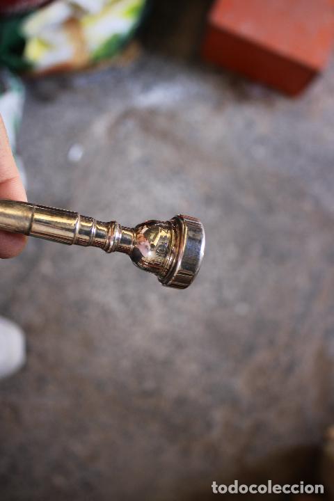 Instrumentos musicales: antigua trompeta inglesa - Foto 10