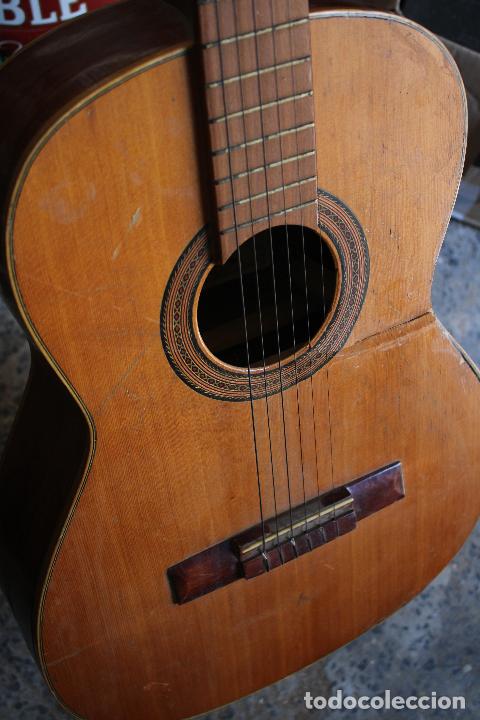 Instrumentos musicales: antigua guitarra romanza - Foto 5