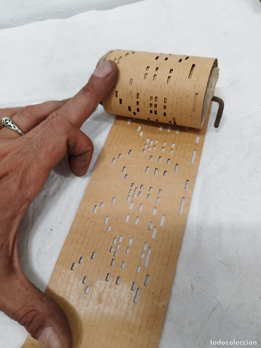 Instrumentos musicales: Antiguo Rollo de Pianola a identificar - Foto 4