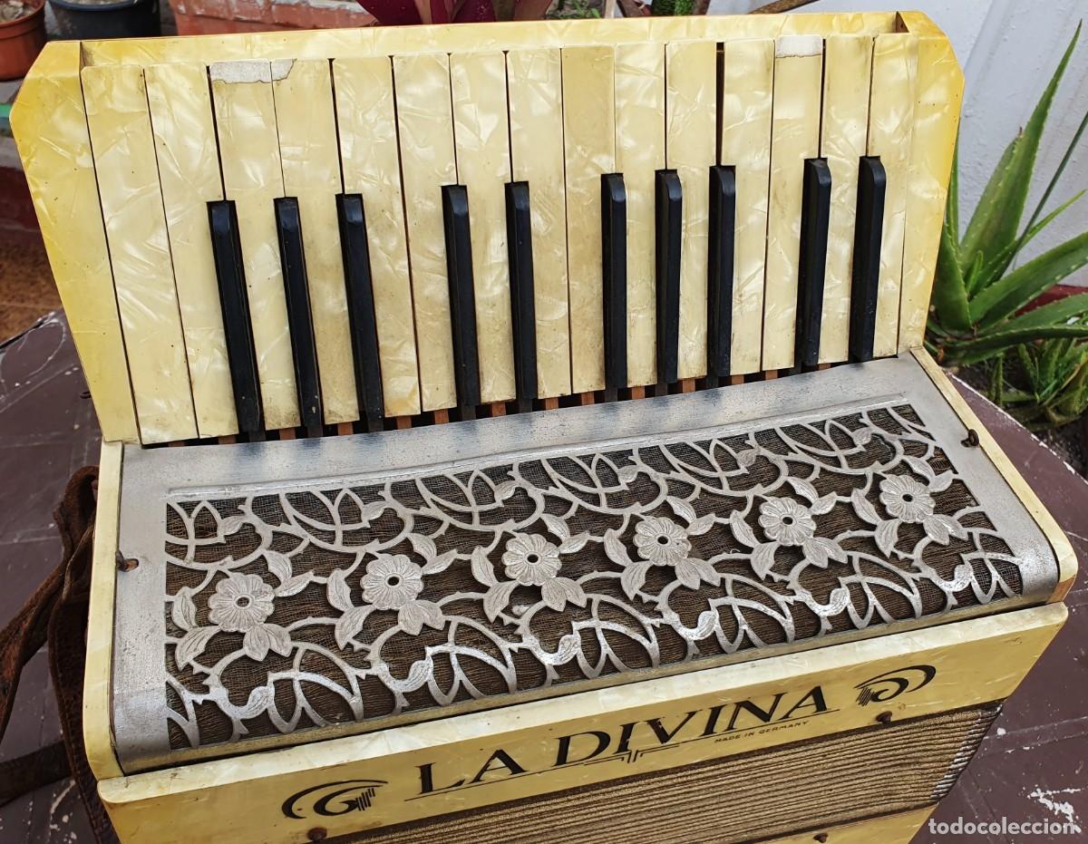 Instrumentos musicales: ACORDE&Oacute;N LA DIVINA PIANO - GERMANY - Foto 4