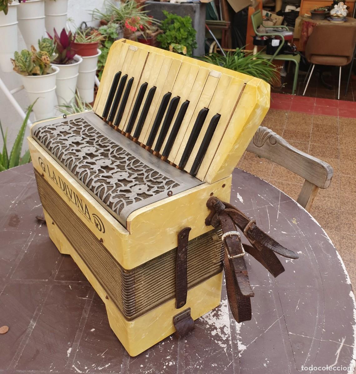 Instrumentos musicales: ACORDE&Oacute;N LA DIVINA PIANO - GERMANY - Foto 12
