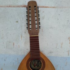 Instrumentos musicales: BANDURRIA . HIJOS DE VICENTE TARAY