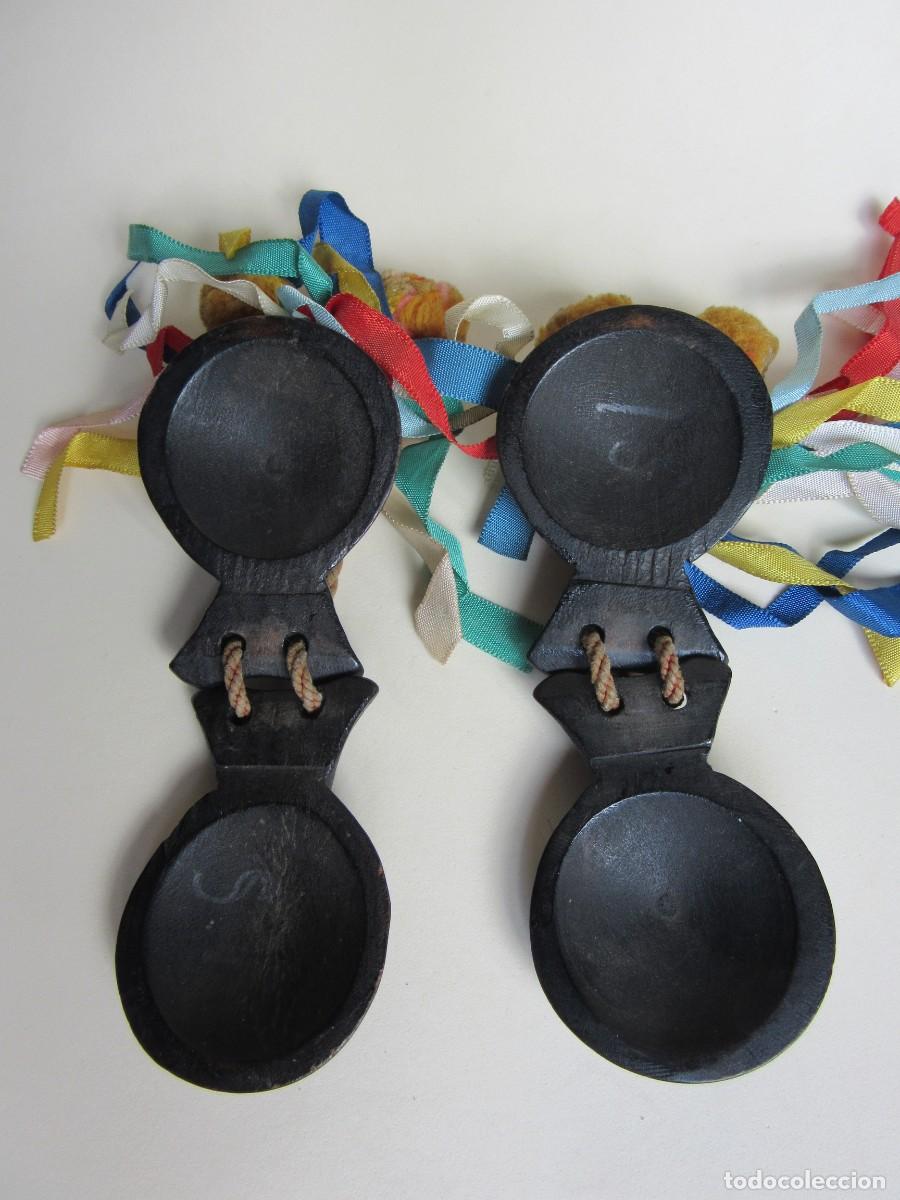 Instrumentos musicales: PAREJA DE CASTA&Ntilde;UELAS CON BORLAS Y CINTAS - Foto 3