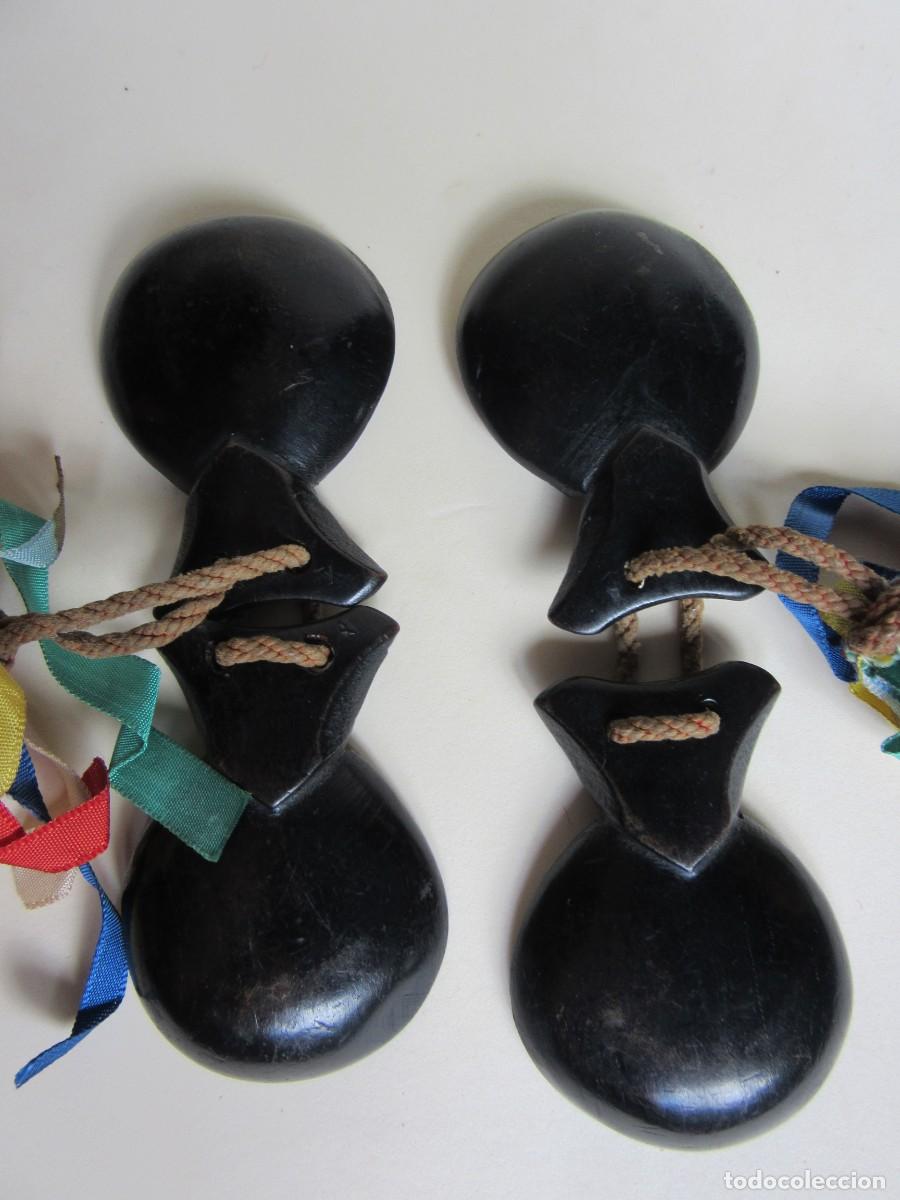 Instrumentos musicales: PAREJA DE CASTA&Ntilde;UELAS CON BORLAS Y CINTAS - Foto 5