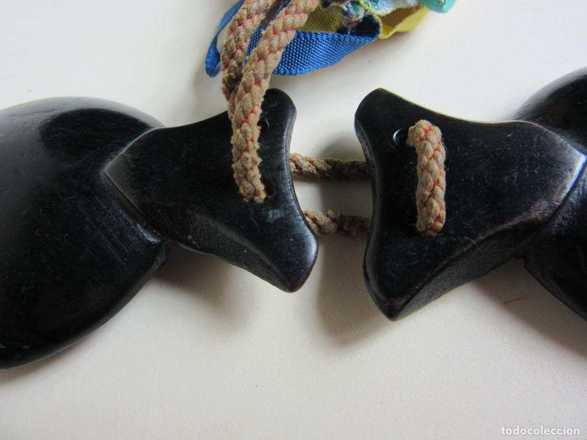 Instrumentos musicales: PAREJA DE CASTA&Ntilde;UELAS CON BORLAS Y CINTAS - Foto 7
