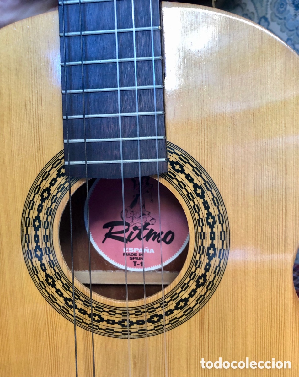 Instrumentos musicales: Guitarra espa&ntilde;ola Ritmo. Funda y cejilla. ASM - Foto 3