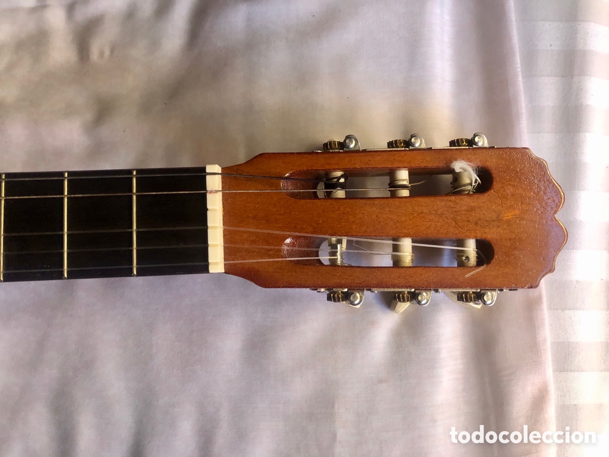Instrumentos musicales: Guitarra espa&ntilde;ola Ritmo. Funda y cejilla. ASM - Foto 4