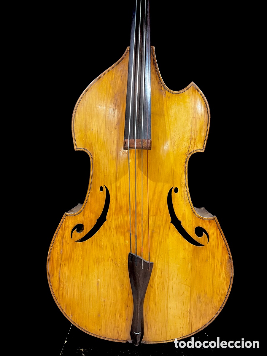 Instrumentos musicales: Contrabajo espa&ntilde;ol, Lluquet. Madera de Abeto. A&ntilde;os 40.