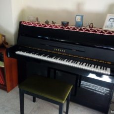 Instrumentos musicales: PIANO YAMAHA C110 A