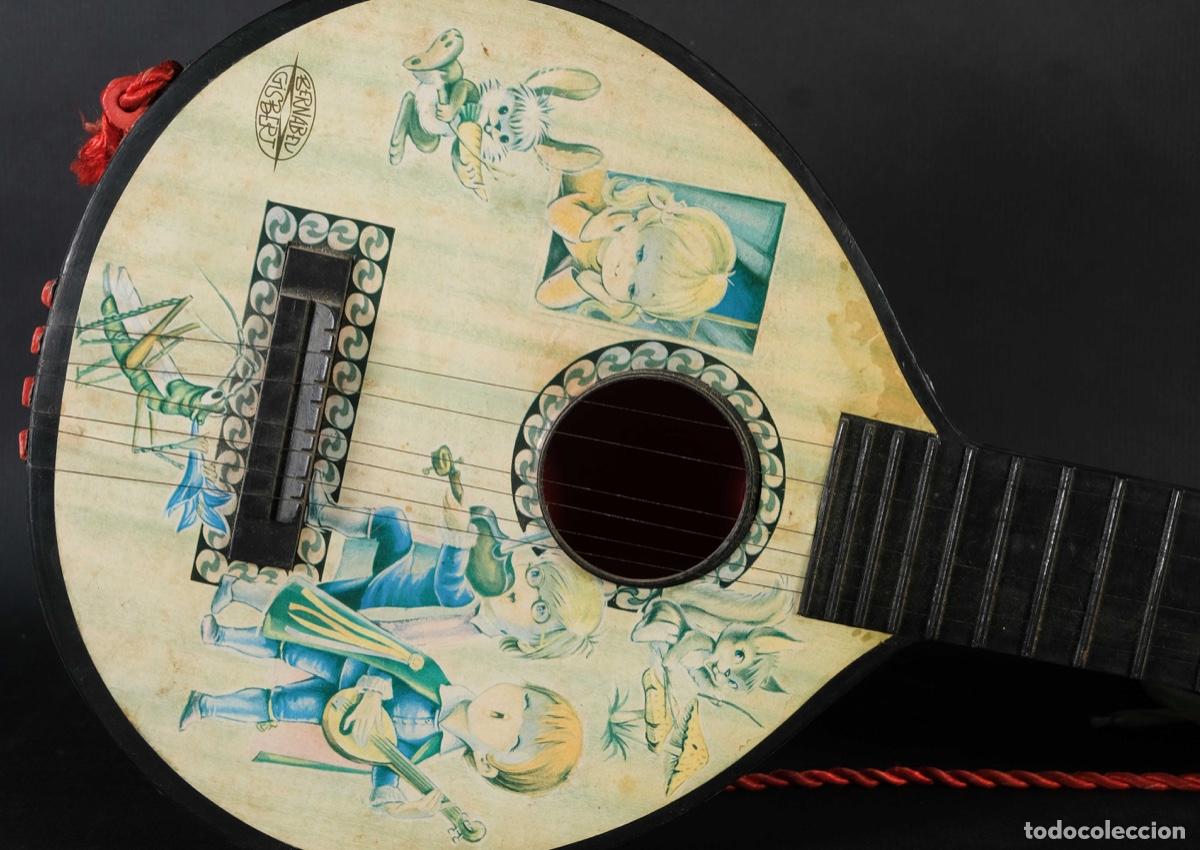 Instrumentos musicales: Mandolina de pl&aacute;stico marca Bernabeu Gisbert - Foto 2