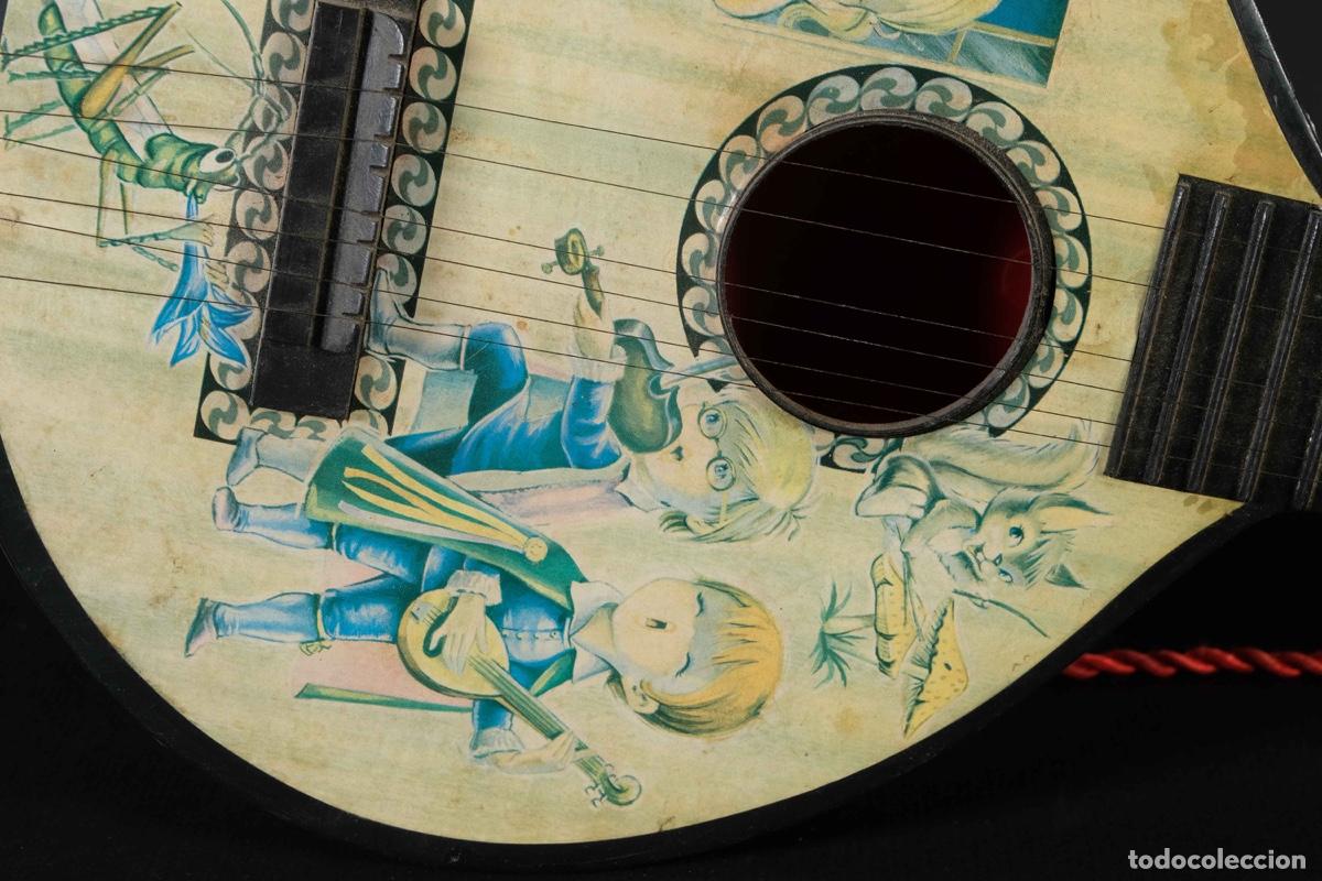 Instrumentos musicales: Mandolina de pl&aacute;stico marca Bernabeu Gisbert - Foto 4
