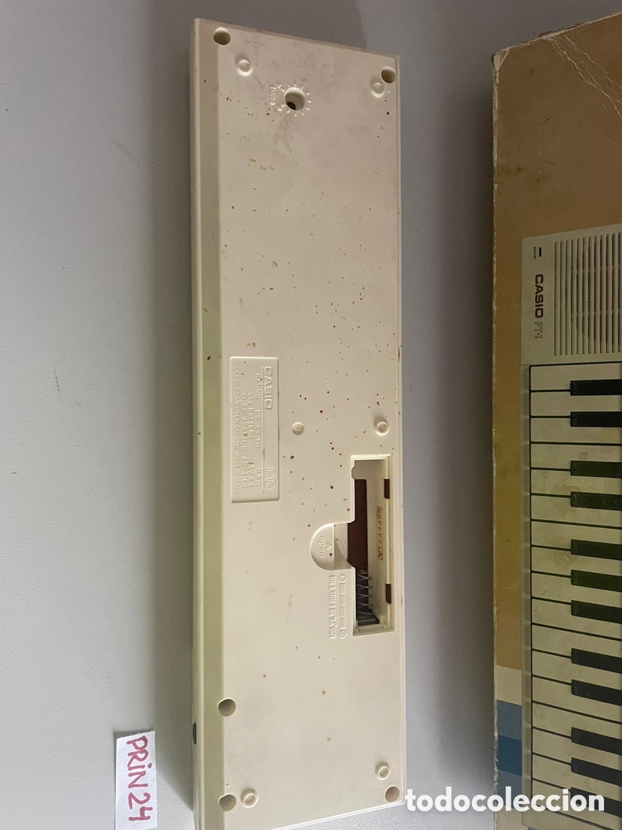 Instrumentos musicales: Piano mini vintage - Foto 3