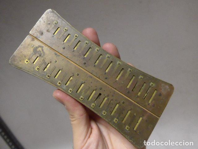 Instrumentos musicales: Antigua harmonica doble marca M. Hohner, a identificar. - Foto 10