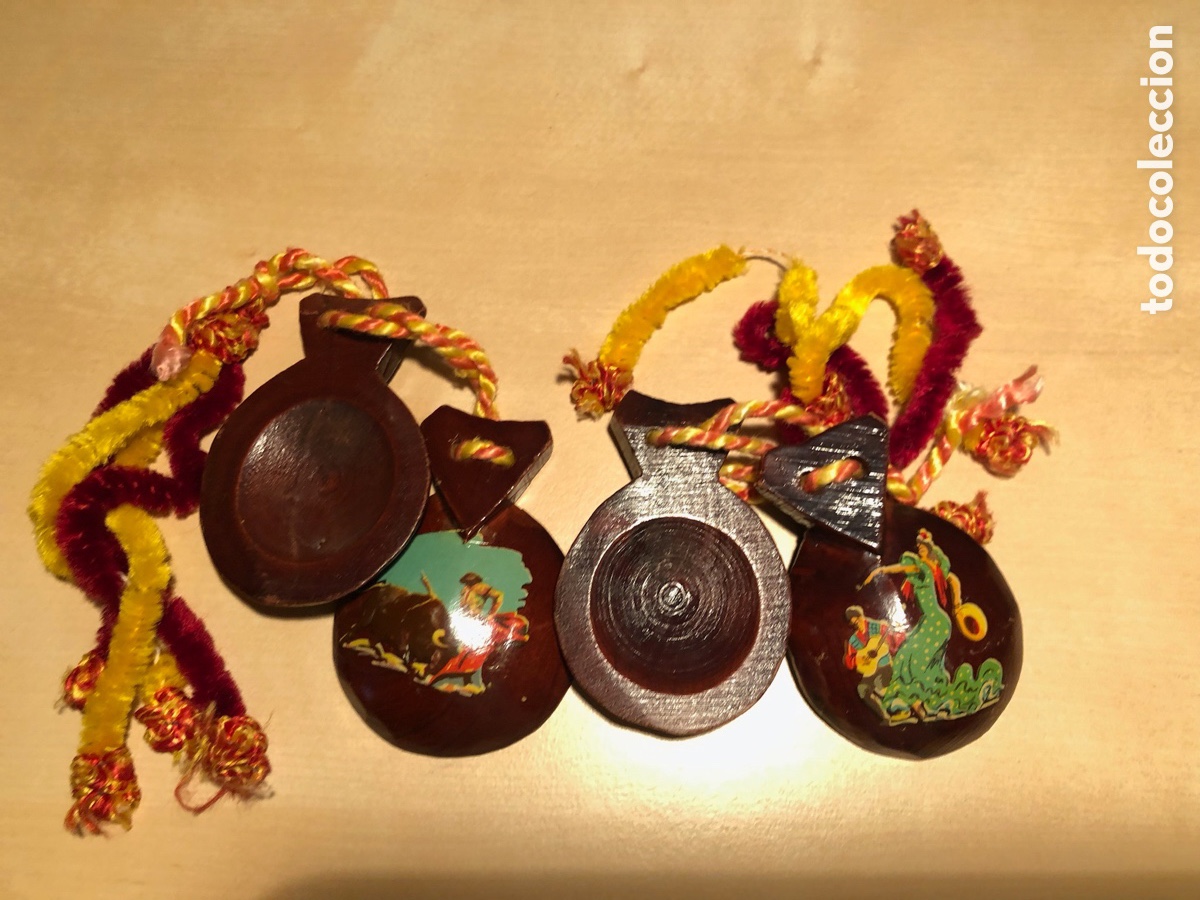 Instrumentos musicales: Casta&ntilde;uelas a&ntilde;os 60 con cord&oacute;n original - Foto 4