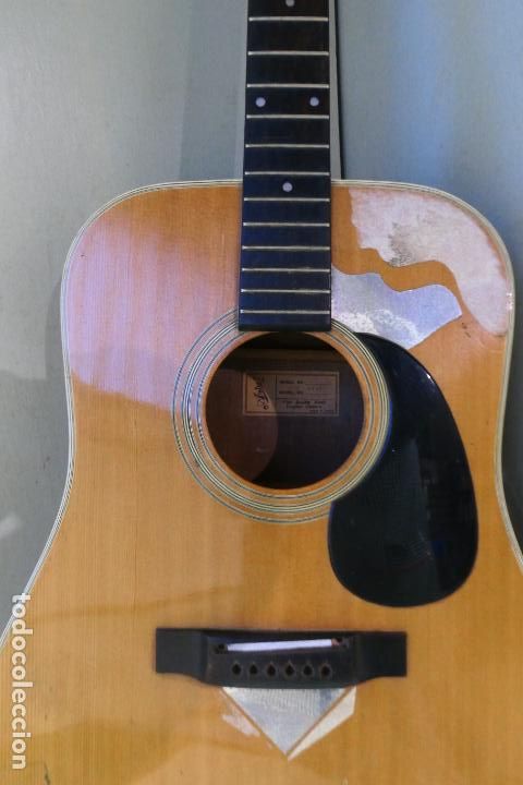 Instrumentos musicales: Antigua guitarra Aria - Foto 16