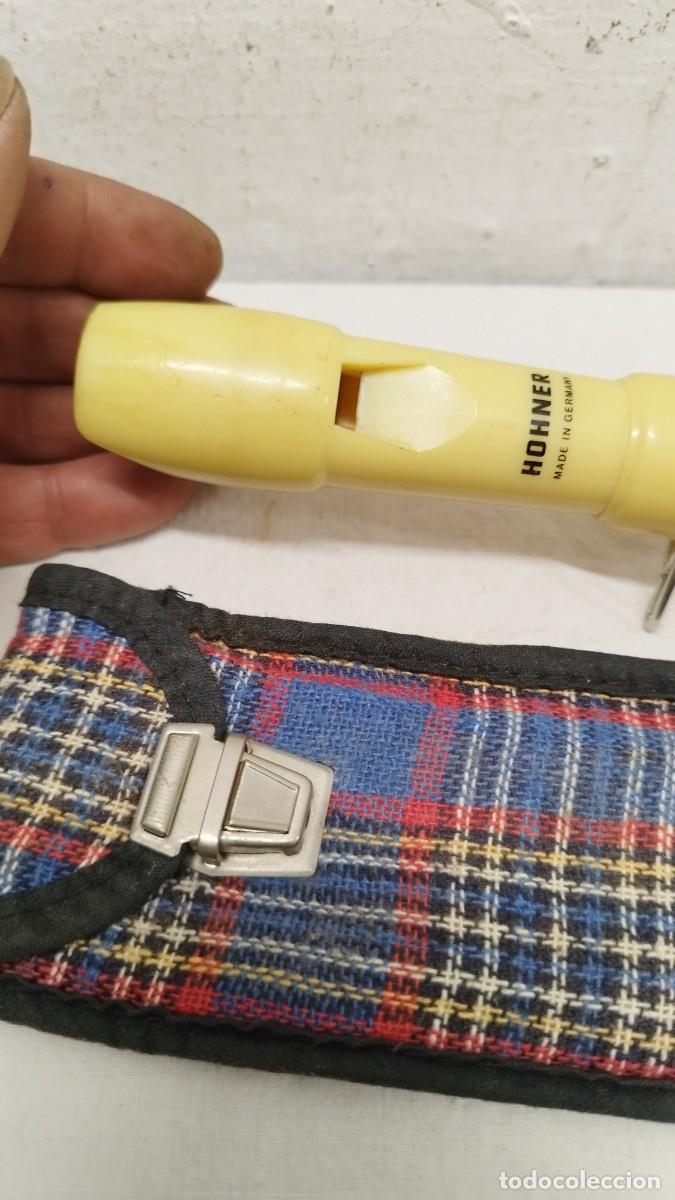 Instrumentos musicales: Antigua flauta Hohner con su funda - Foto 3