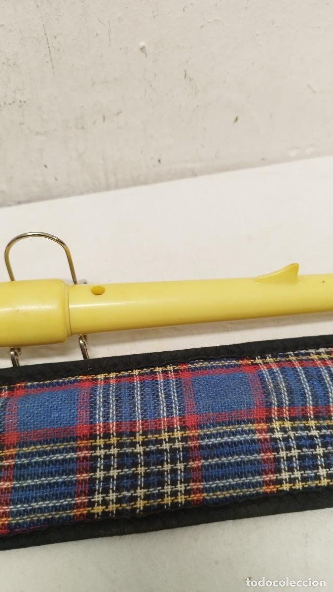 Instrumentos musicales: Antigua flauta Hohner con su funda - Foto 7
