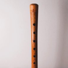 Instrumentos musicales: ANTIGUA DULZAINA