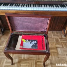 Instrumentos musicales: PIANO VERTICAL CHERNY DE 2 PEDALES CON BUTACA