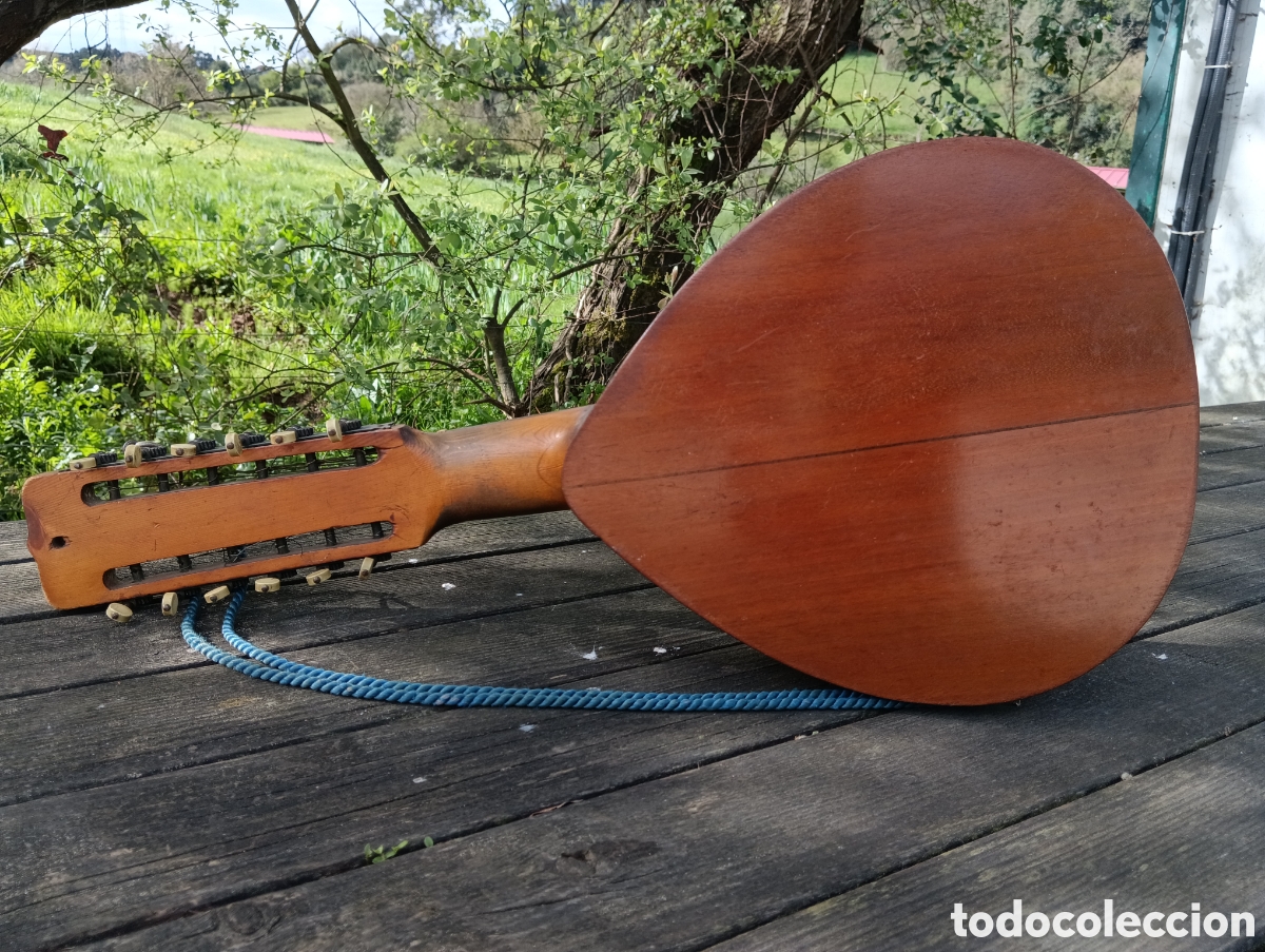 Instrumentos musicales: Antigua Bandurria Ram&iacute;rez. - Foto 11