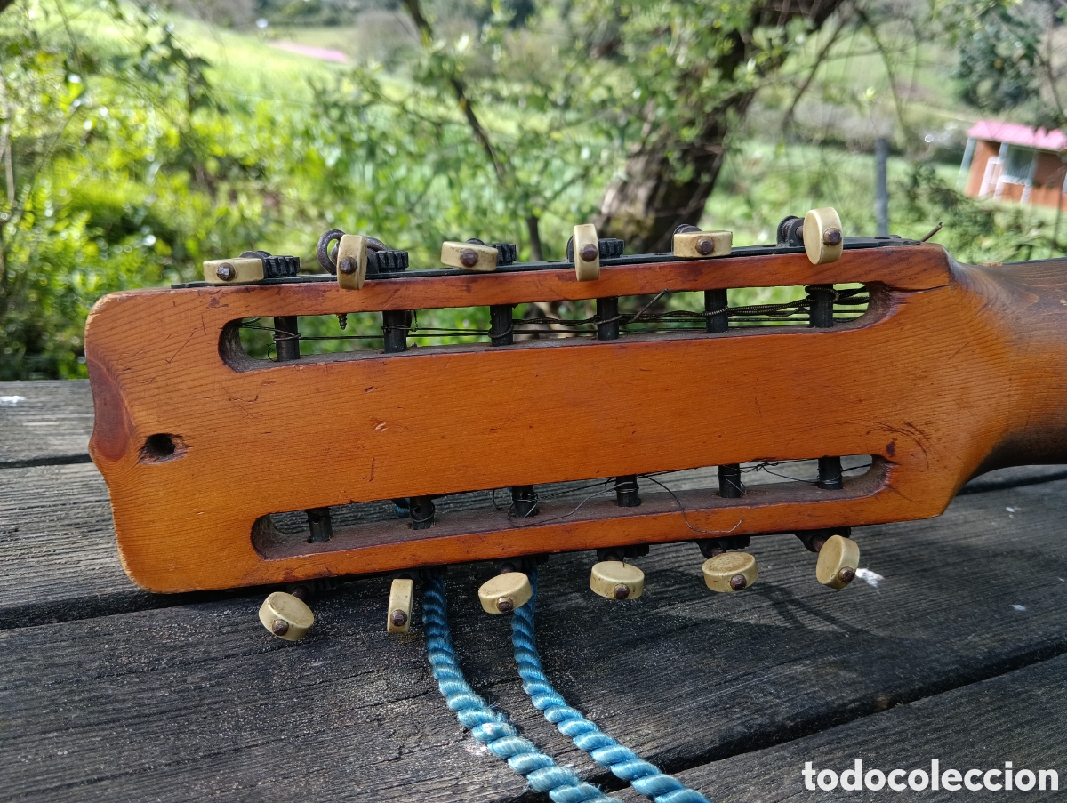 Instrumentos musicales: Antigua Bandurria Ram&iacute;rez. - Foto 13
