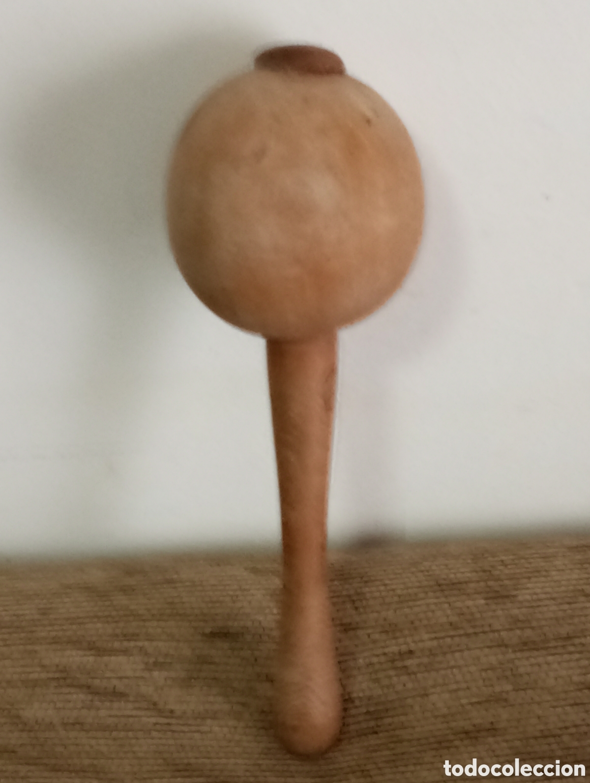 Instrumentos musicales: Antigua maraca ron varadero En madera - Foto 2