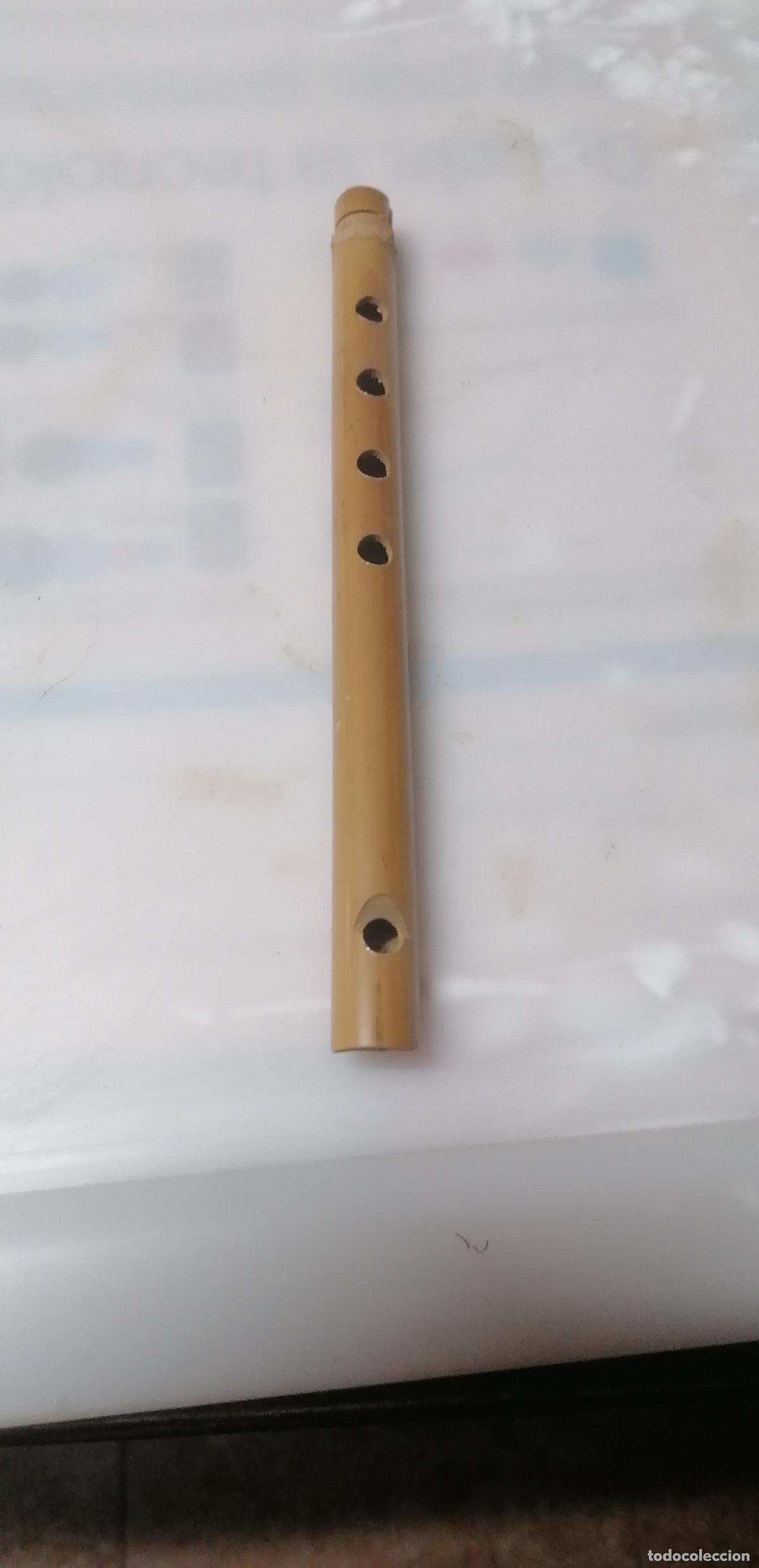 Instrumentos musicales: ANTIGUA FLAUTA DE CA&Ntilde;A DE BAMBU - Foto 1