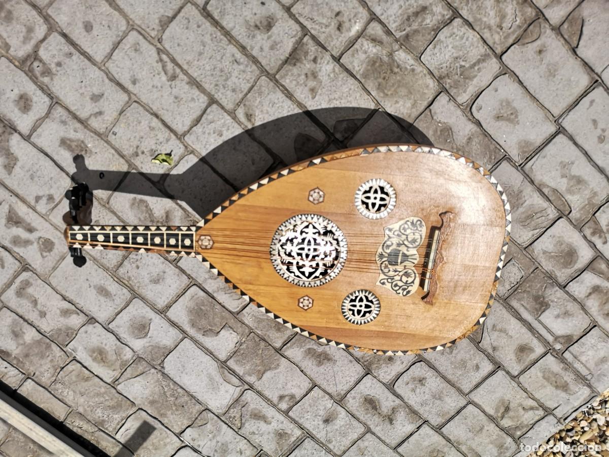 Instrumentos musicales: La&uacute;d egipcio, de finales de los 70. - Foto 1