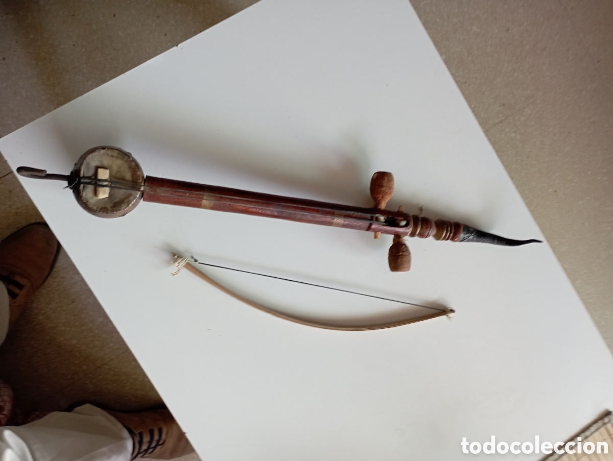 Instrumentos musicales: Rabel (Rebec) &Aacute;rabe. Sur de Egipto - Foto 1