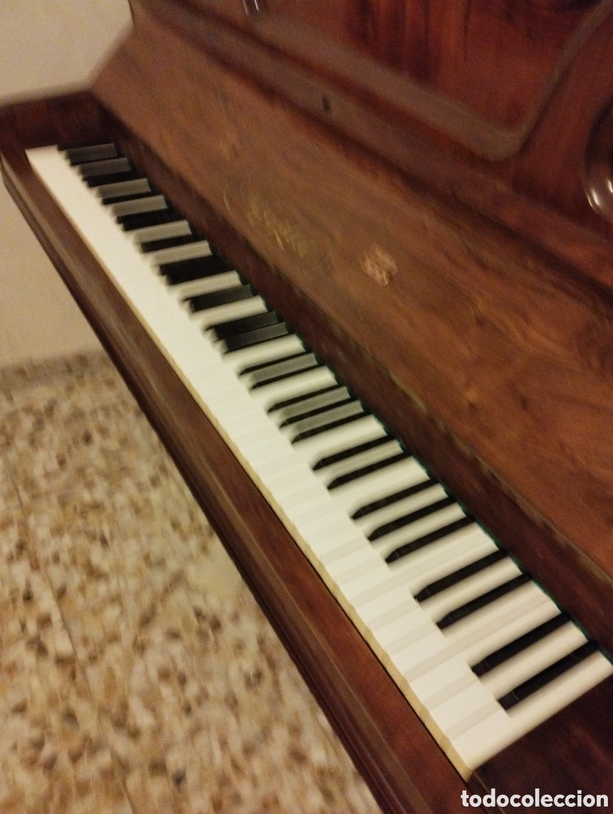 Instrumentos musicales: Piano de pared antiguo - Foto 1