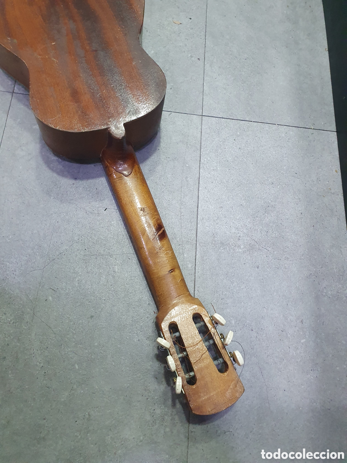 Instrumentos musicales: Guitarra de madera. (L99) - Foto 5