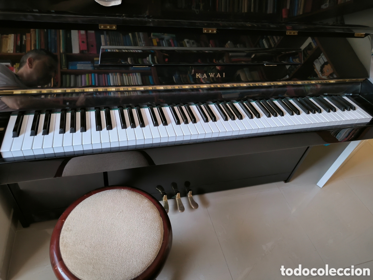 Instrumentos musicales: PIANO VERTICAL KAWAI CE 8N - Foto 1