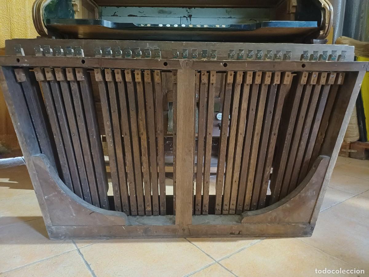 Instrumentos musicales: &Oacute;rgano (consola) de 1929 - Foto 9
