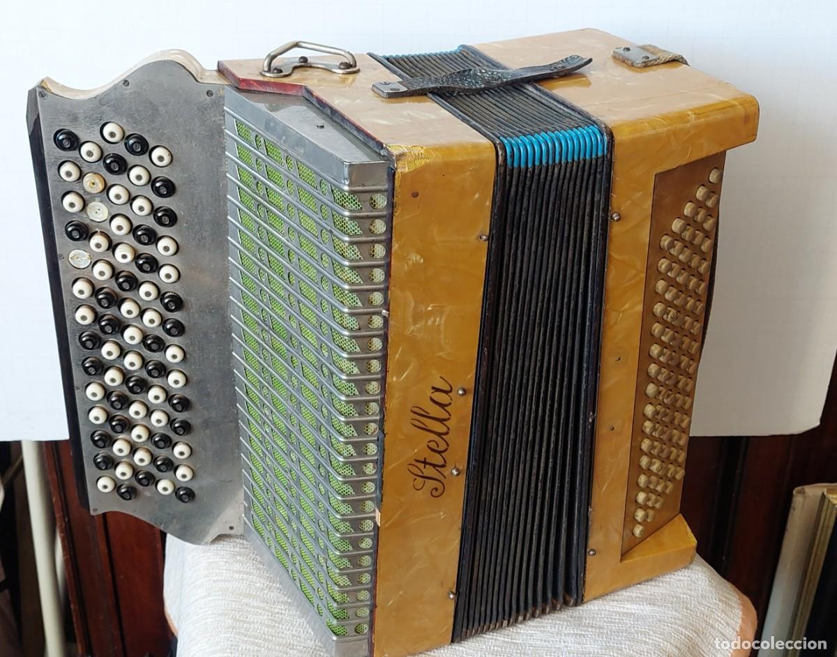 Instrumentos musicales: Acordeon diatonica Stella - Foto 1