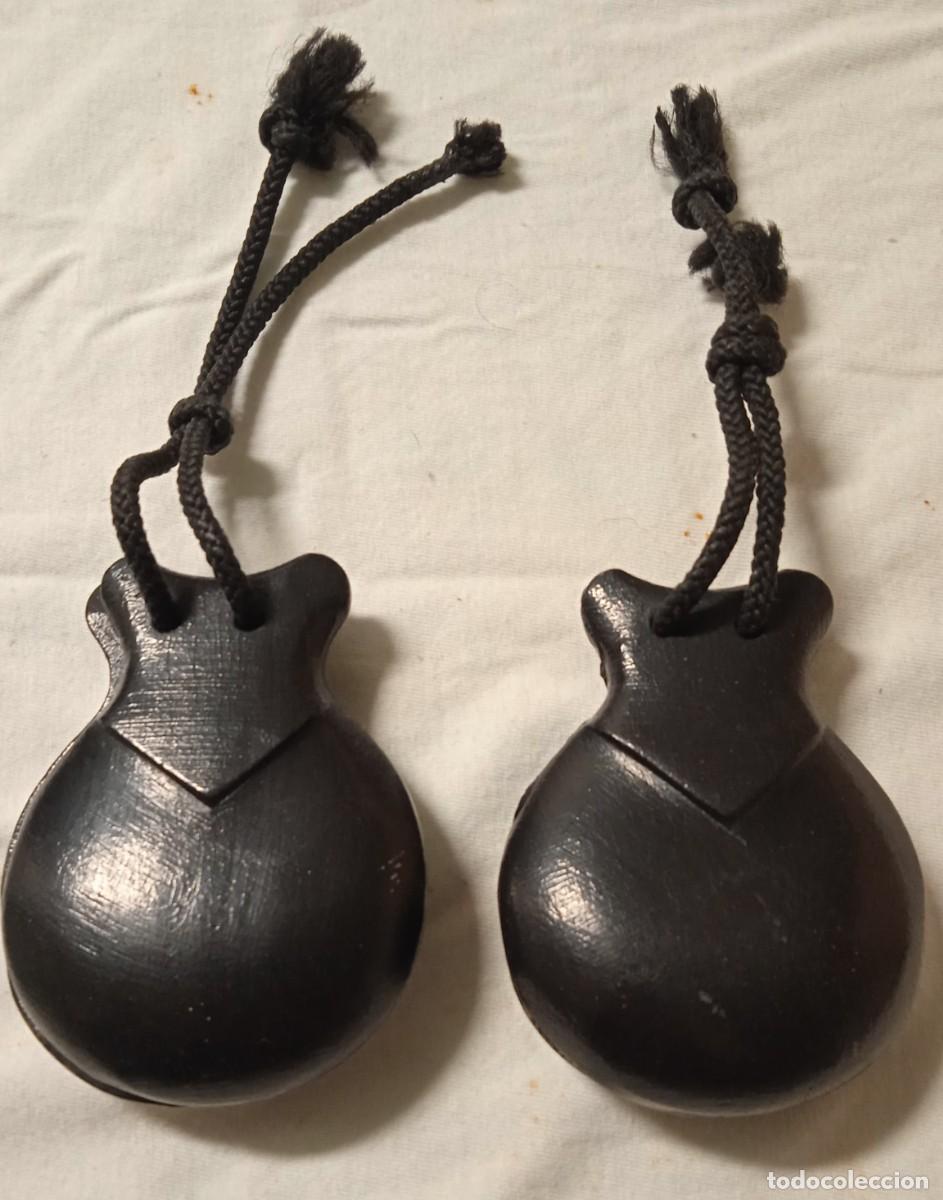 Instrumentos musicales: Pareja Casta&ntilde;uelas madera. - Foto 1