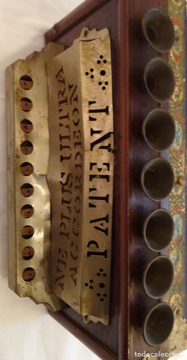 Instrumentos musicales: Acordeon diat&oacute;nico antiguo - Foto 13